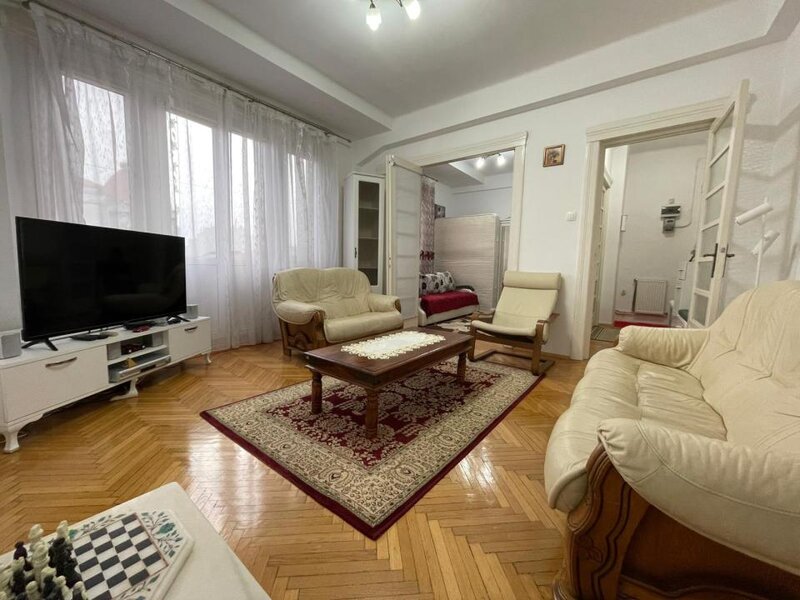 Coltea nr 25 Apartament 3 camere Centru