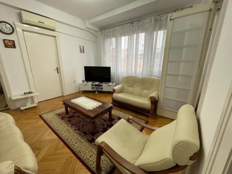 Coltea nr 25 Apartament 3 camere Centru