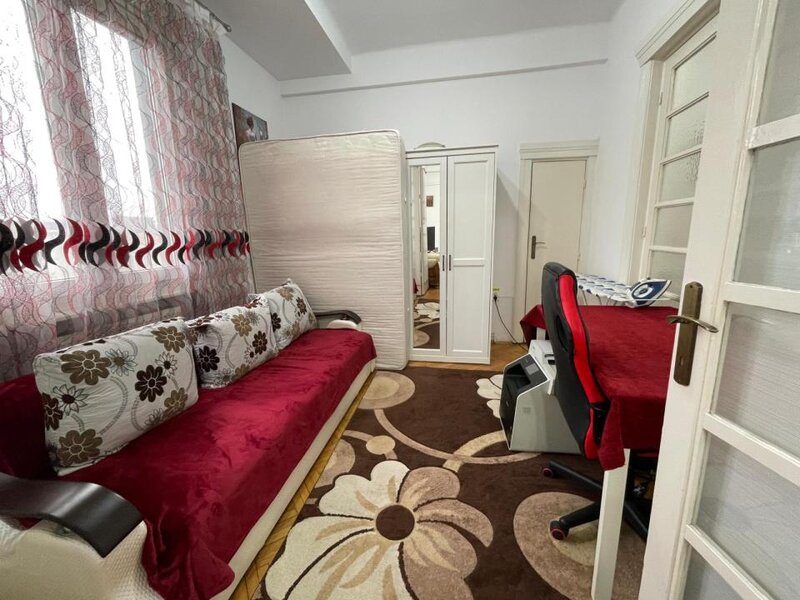 Coltea nr 25 Apartament 3 camere Centru