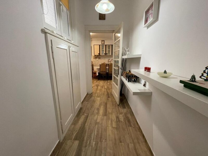 Coltea nr 25 Apartament 3 camere Centru