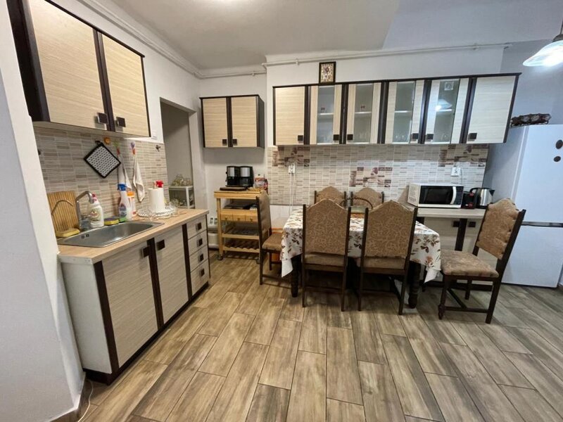 Coltea nr 25 Apartament 3 camere Centru
