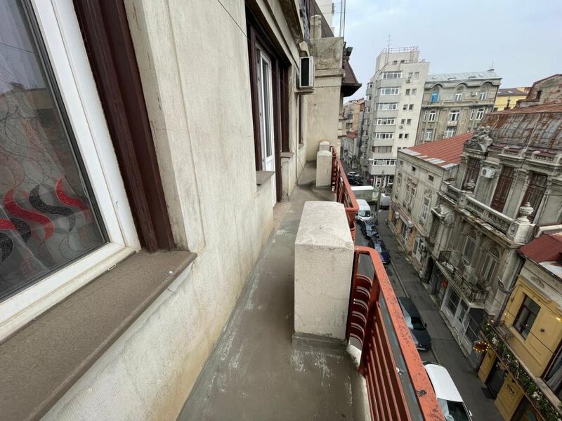 Coltea nr 25 Apartament 3 camere Centru